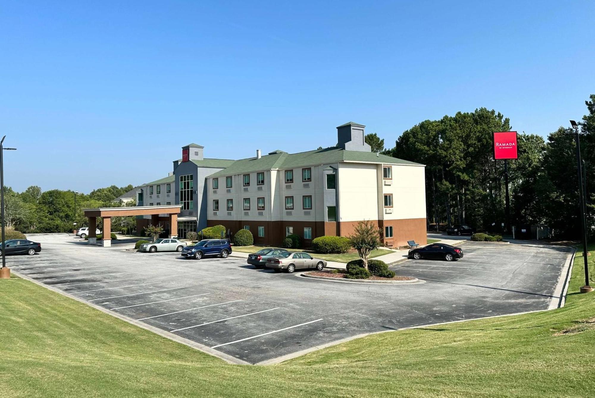 ホテル Ramada By Wyndham Lithia Springs Atlanta エクステリア 写真