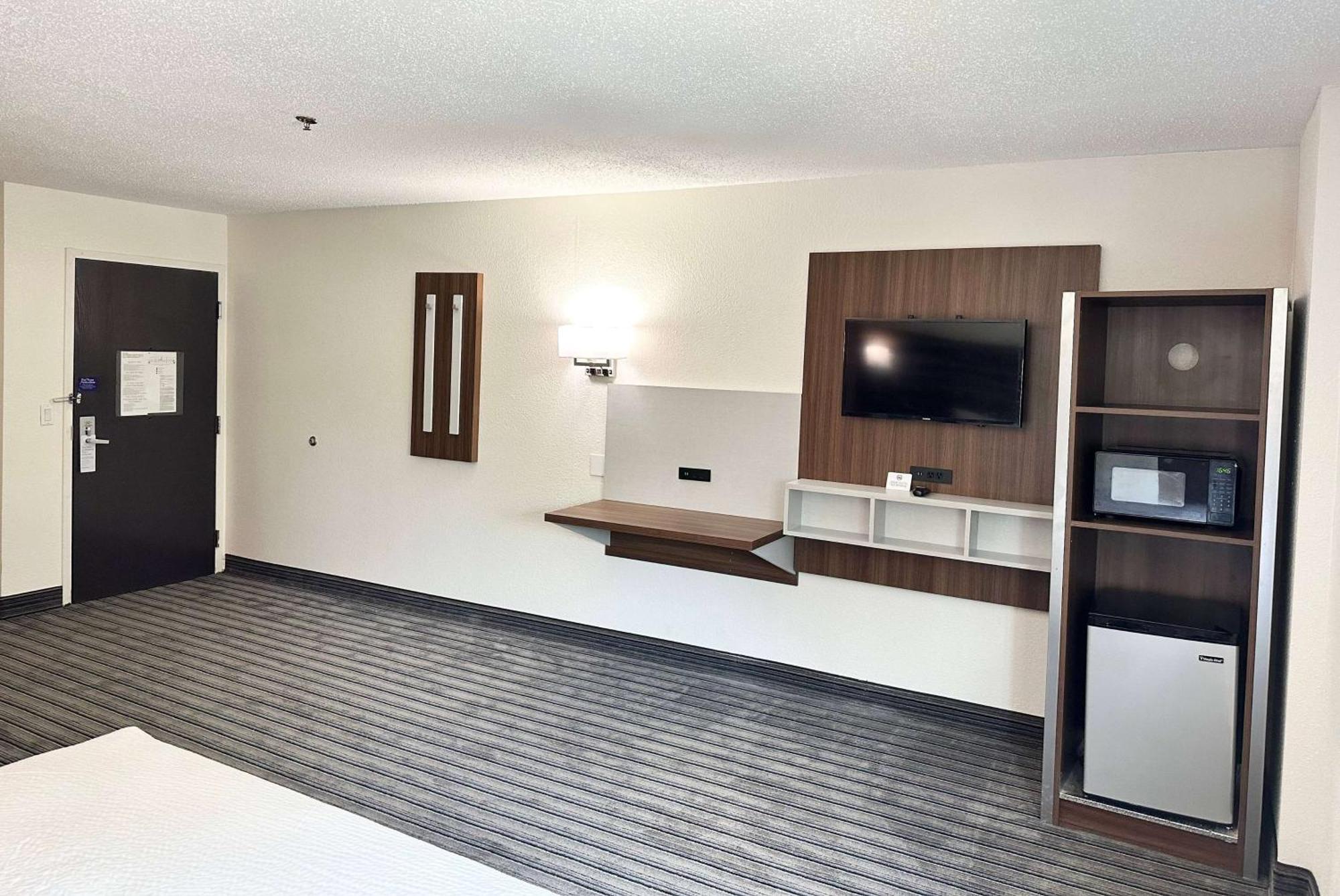 ホテル Ramada By Wyndham Lithia Springs Atlanta エクステリア 写真